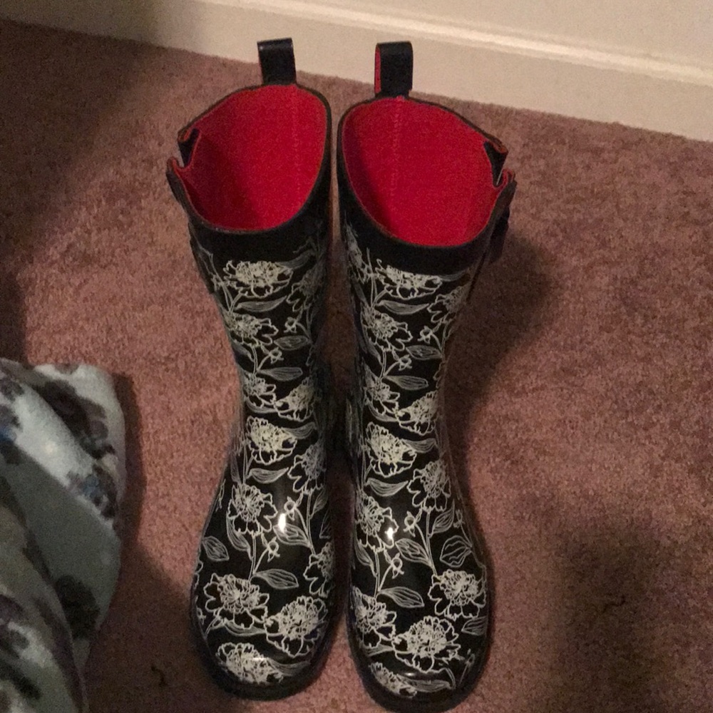 Rain boots